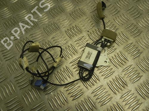 Antenne/Base LEXUS RX (_L1_) 450h (GYL10_) (299 hp) 28922995
