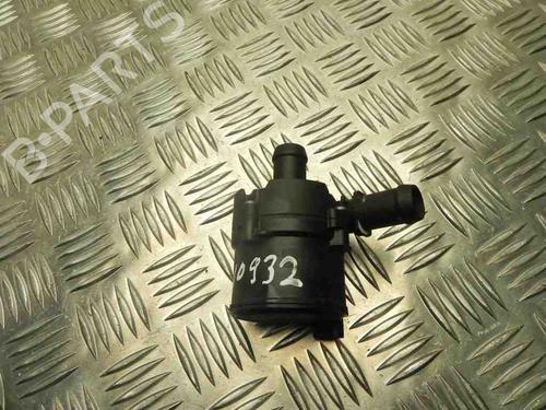 Used Auxiliary water pump MERCEDES-BENZ CLA Coupe (C117) CLA 180 (117.342) (122 hp) 28918789