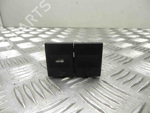 Used Switch FORD MONDEO III (B5Y) 1.8 16V (125 hp) 28920575