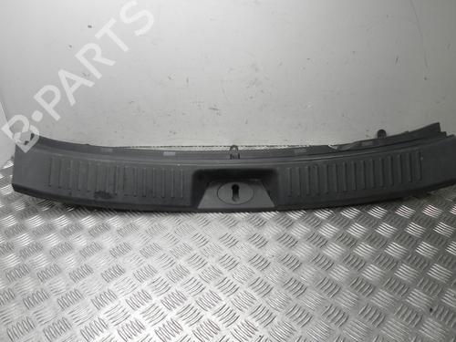 Used Tailgate trim KIA SORENTO II (XM) 2.2 CRDi (197 hp) 28912728