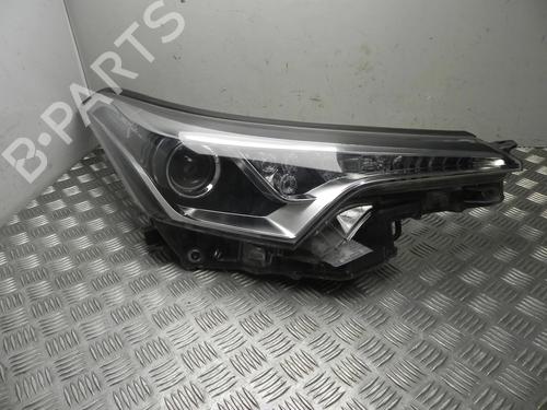 Used Right headlight Right headlight TOYOTA C-HR (_X1_) 1.8 Hybrid (ZYX10_, ZYX11_, ZYX10R, ZYX11R) (122 hp) 28932016 28932016