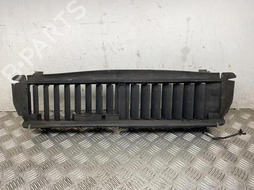 Used Grille MERCEDES-BENZ E-CLASS (W213) E 200 d (213.013) (150 hp) 31360082