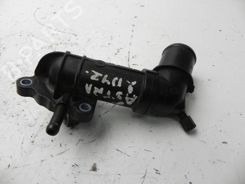 Used Thermostat housing Thermostat housing 37567631 37567631