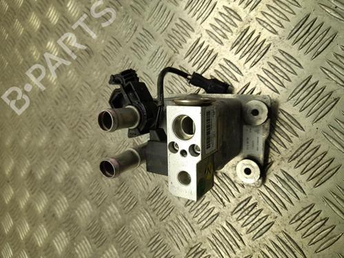 other-mg-mg-zs-suv-azs1-2017-37565904 main image