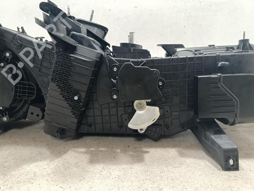 Heater matrix box JEEP WAGONEER (WS) 3.0 4WD | BP39001803M61 - Image 8