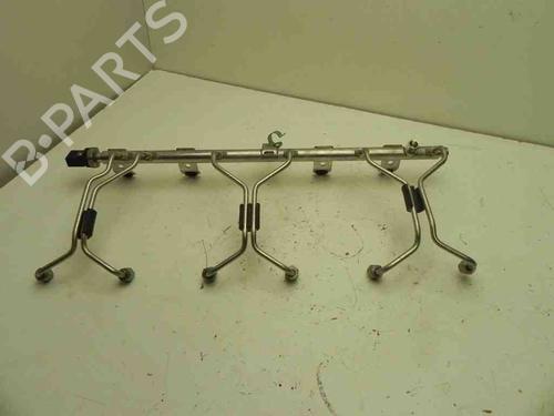 Used Injection rail BMW 4 Coupe (F32, F82) M4 (431 hp) 28945992