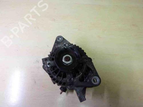 Used Alternator Alternator TOYOTA YARIS (_P13_) 1.3 (NSP130_, NSP130) (95 hp) 28933311 28933311