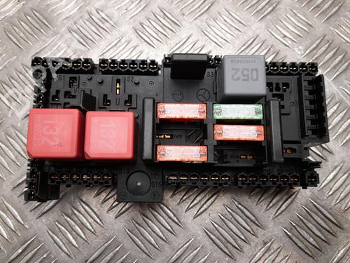 Used Fuse box MERCEDES-BENZ C-CLASS (W205) C 300 (205.083) (258 hp) 28915996
