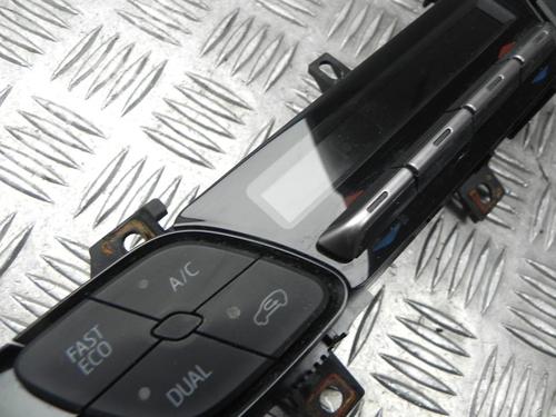 Climate control TOYOTA C-HR (_X1_) 1.8 Hybrid (ZYX10_, ZYX11_, ZYX10R, ZYX11R) | BP37546682I5 - Image 3