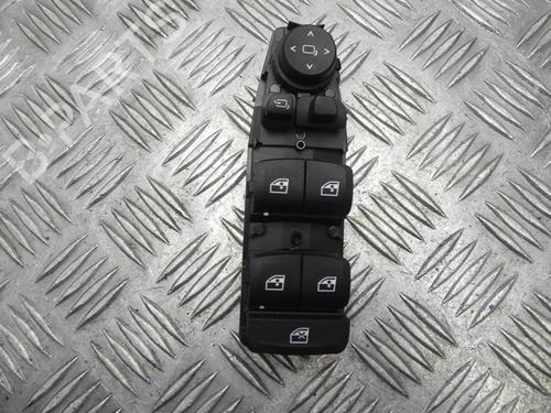 switch-bmw-3-g20-g80-g28-2018-37543480 main image