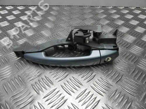 Used Front left exterior door handle PEUGEOT 5008 (0U_, 0E_) 1.6 16V (156 hp) 28912589