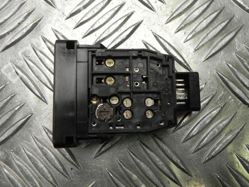 Switch TOYOTA PRIUS Liftback (_W2_) 1.5 Hybrid (NHW20_, NHW20R) | BP28914401I30 