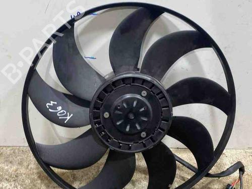 Used Radiator fan BMW 6 Coupe (F13) 650 i (408 hp) 28917032