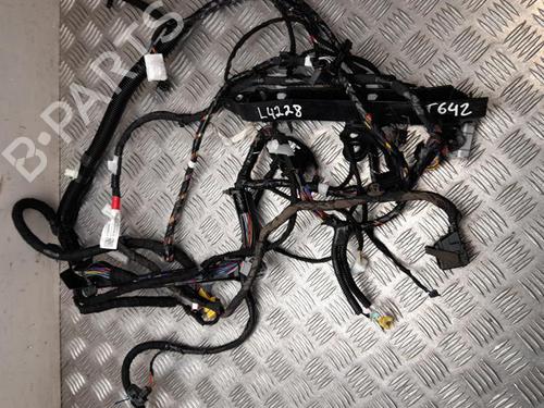 Used Wiring harness Wiring harness 37547849 37547849