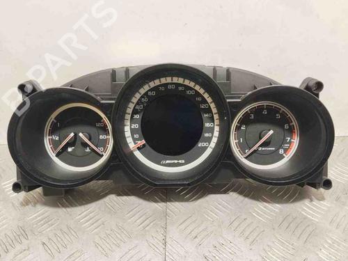 Used Instrument cluster MERCEDES-BENZ CLS (C218) CLS 63 AMG 4-matic (218.376) (585 hp) 28916292