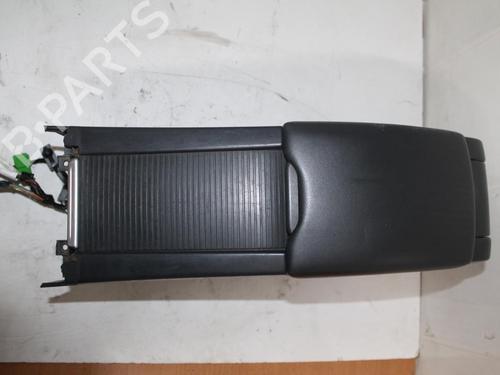 Used Armrest / Center console Armrest / Center console 38966382 38966382