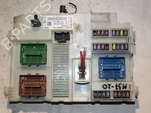 Used Fuse box VOLVO XC60 I SUV (156) 2.4 D / D3 / D4 AWD (163 hp) 28919845