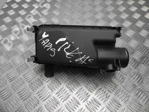 Used Mass air flow sensor TOYOTA YARIS (_P13_) 1.3 (NSP130_, NSP130) (95 hp) 28940271