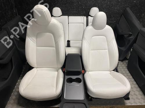 Seats set TESLA MODEL Y (5YJY) Long Range All-wheel Drive | BP37612382C78 - Image 2