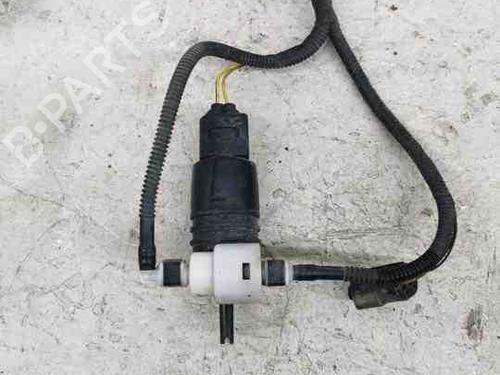 Used Windscreen washer tank BMW 2 Gran Tourer (F46) 220 i (192 hp) 28944311