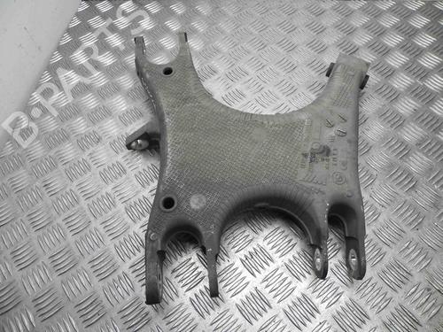 Used Left front suspension arm BMW 5 (F10) M5 (560 hp) 28911482
