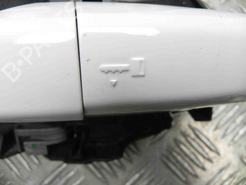 Front left exterior door handle LAND ROVER DISCOVERY SPORT (L550) 2.0 D 4x4 | BP28933306C128
