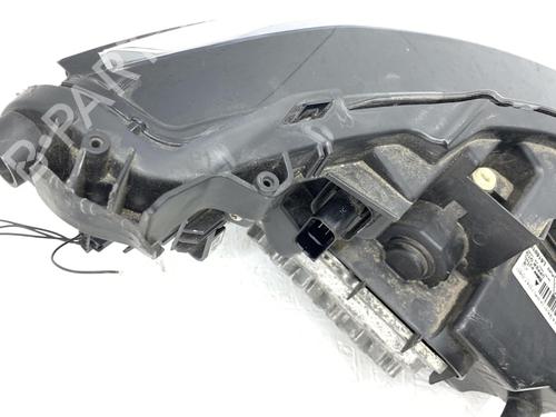 Used Right headlight CITROËN C3 III (SX) 1.2 VTi 82 (82 hp) 28937107