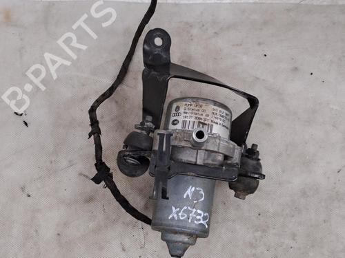 Used Vacuum pump VW GOLF VII (5G1, BQ1, BE1, BE2) 1.0 TSI (110 hp) 28928004