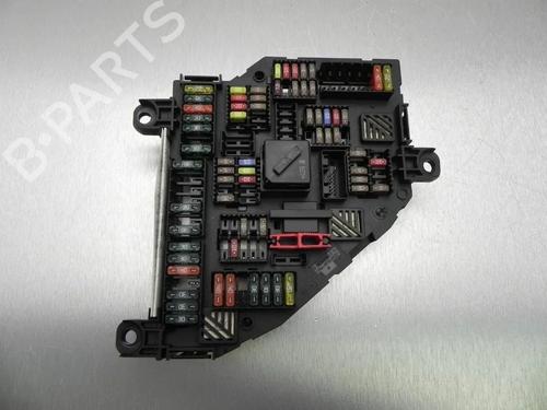 Used Fuse box Fuse box BMW 5 (F10) 550 i xDrive (408 hp) 28933146 28933146
