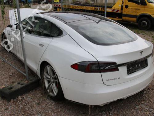 Pipe TESLA MODEL S (5YJS) P85D AWD | BP37547736M125 - Image 6
