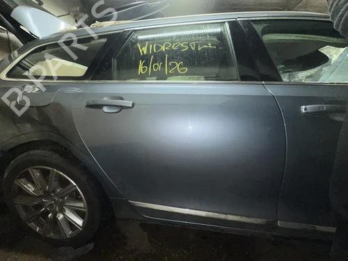 Used Right rear door VOLVO V90 II Estate (235) D4 AWD (190 hp) 32769651