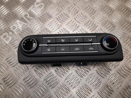 Used Climate control Climate control 37553105 37553105