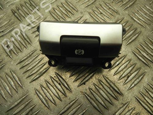 Used Switch LAND ROVER DISCOVERY SPORT (L550) 2.0 D 4x4 (180 hp) 28923532