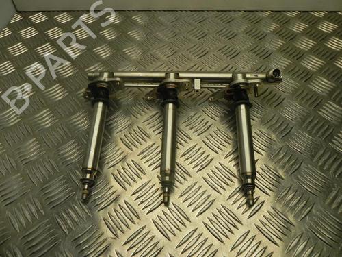 Used Injection rail Injection rail 37576950 37576950