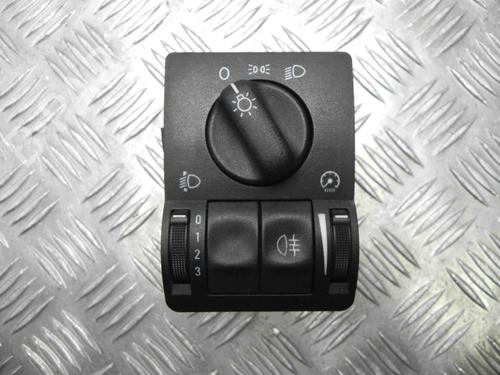 Used Electronic module OPEL ASTRA G Hatchback (T98) 2.0 DTI 16V (F08, F48) (101 hp) 28938703