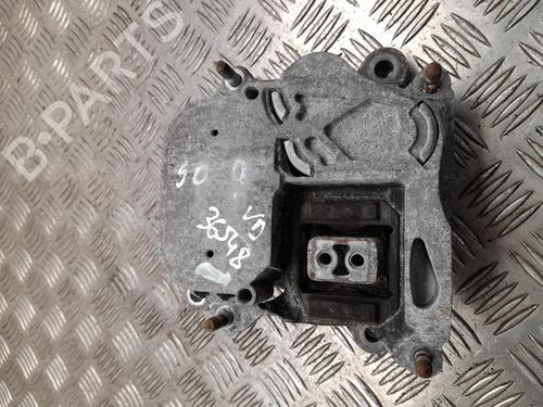Used Engine mount Engine mount 37561969 37561969