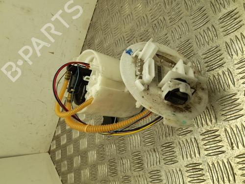Used Fuel pump MERCEDES-BENZ CLA (C118) CLA 250 e (118.386) (218 hp) 28915792