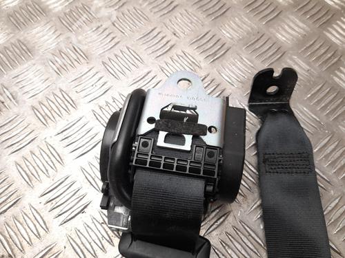 Rear right seatbelt LAND ROVER DISCOVERY SPORT (L550) 2.0 D 4x4 | BP28937929I28 