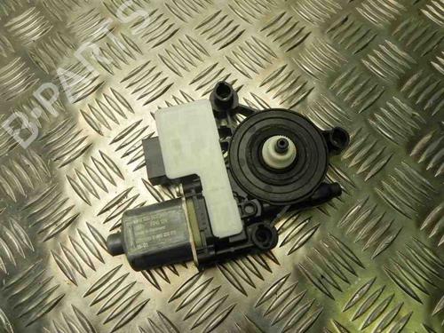 Used Left rear window motor VW GOLF SPORTSVAN VII (AM1, AN1) 2.0 TDI (150 hp) 28923387