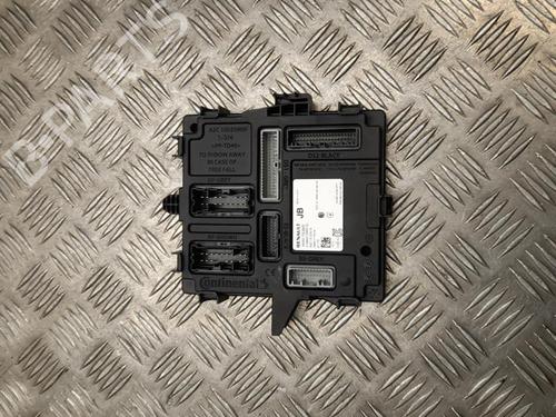 electronic-module-renault-zoe-bfm_-2012-37548382 main image
