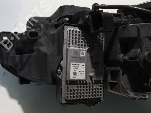 Left headlight VOLVO V90 II Estate (235) D4 AWD | BP38965861C28 - Image 2