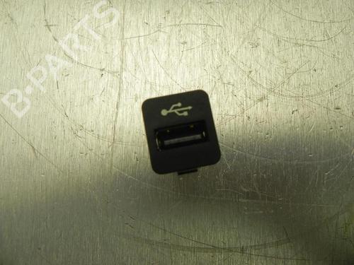 Used Switch Switch 37576386 37576386