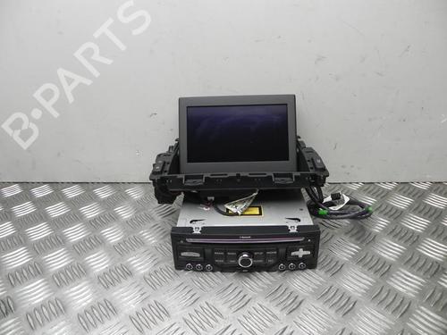 Used Radio Radio 37582307 37582307