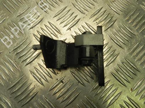 Used Hinge/Door check strap Hinge/Door check strap 37577874 37577874