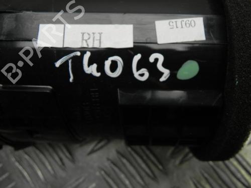 Air vent RENAULT KOLEOS I (HY_) 2.0 dCi 4x4 (HY0B) | BP28932588I21 
