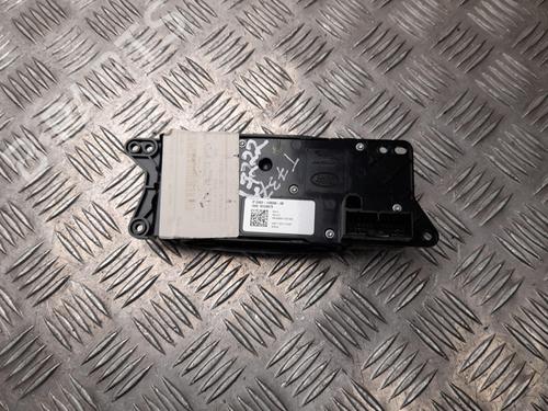 Switch LAND ROVER RANGE ROVER VELAR (L560) 3.0 D300 SDV6 4x4 | BP28925739I30 