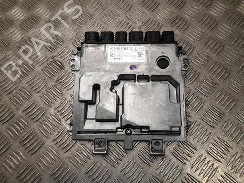 Used Engine control unit (ECU) Engine control unit (ECU) MERCEDES-BENZ VITO Van (W447) 114 CDI (447.601, 447.603, 447.605) (136 hp) 34060998 34060998