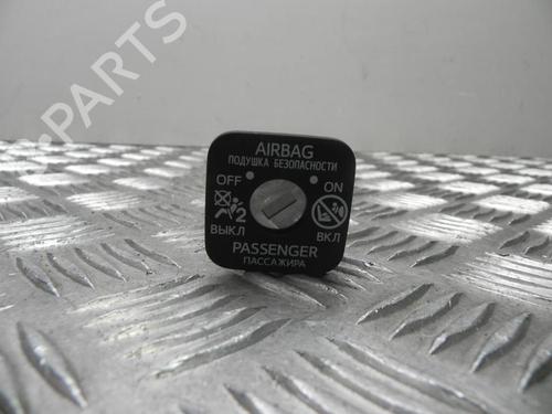 Used Switch Switch 37578409 37578409