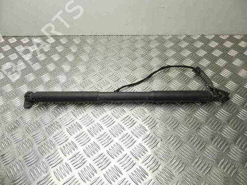 Used Tailgate lift support BMW 3 Touring (F31) 330 d (258 hp) 28945230