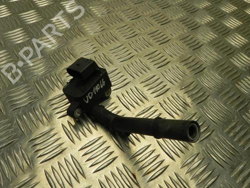 Used Ignition coil MERCEDES-BENZ CLA Coupe (C117) CLA 180 (117.342) (122 hp) 28910810